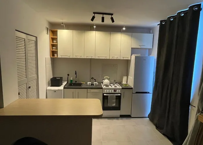 Klimatyczna Kawalerka W Centrum アパート グディニャ