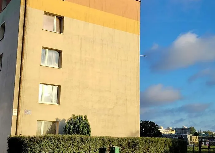 アパート Klimatyczna Kawalerka W Centrum グディニャ